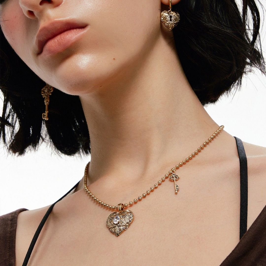 Aveline Necklace-2