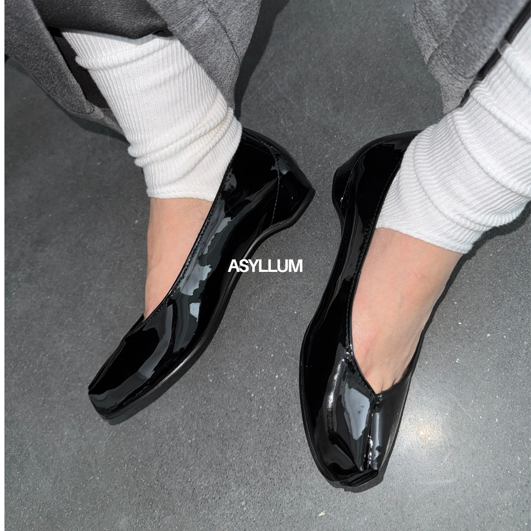 Mina Tabi Flats
