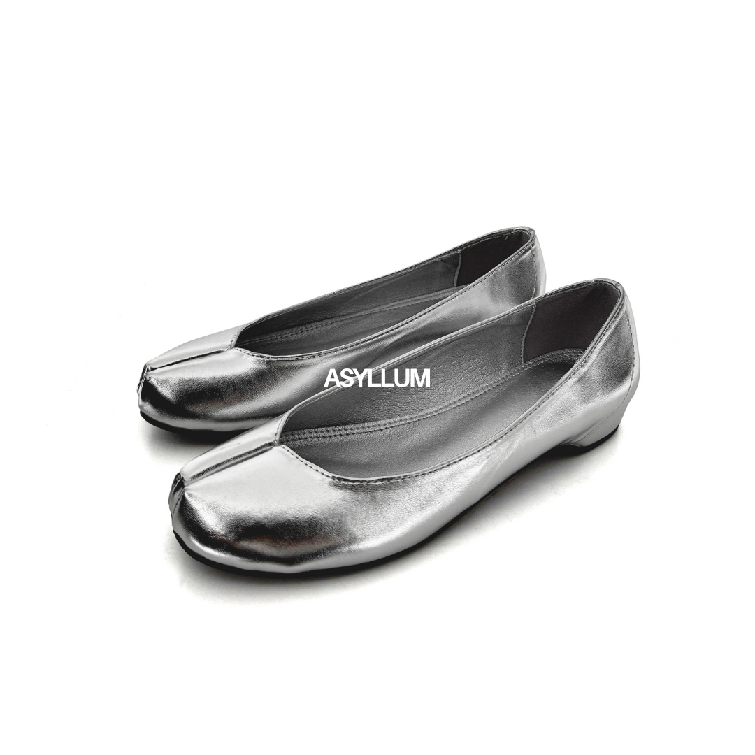 Mina Tabi Flats