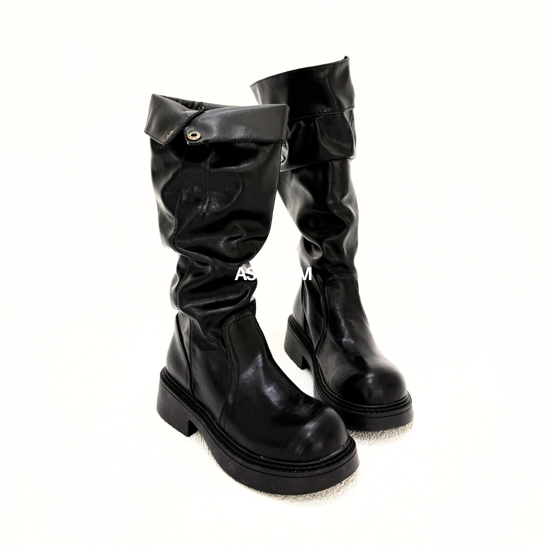 Noa Snap-Cuff Boots