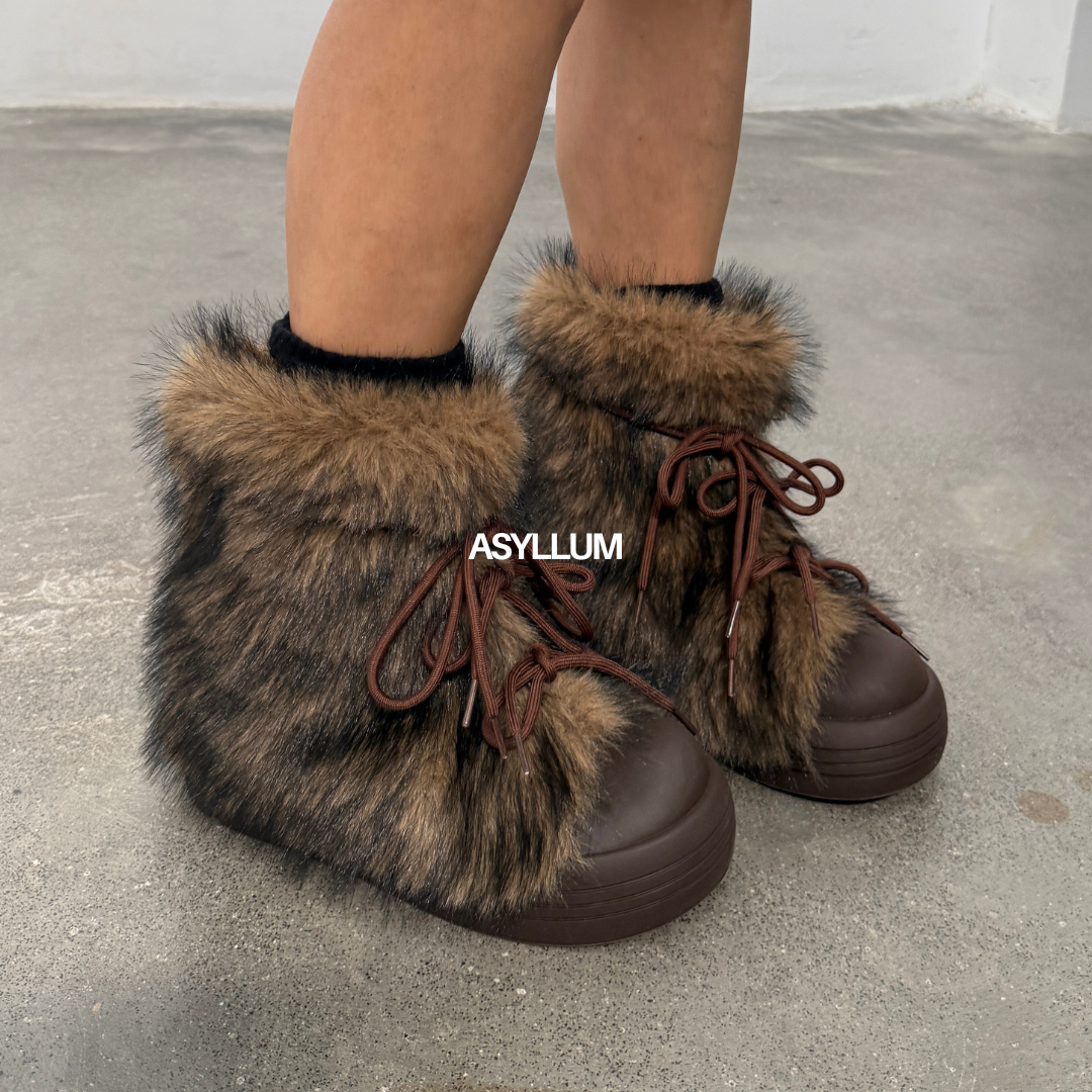 Rhea Arctic Furry Boots-11