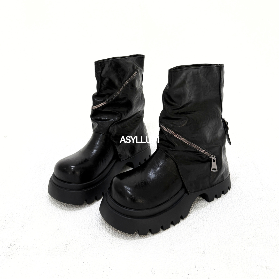 Nola Hyperlug Boots