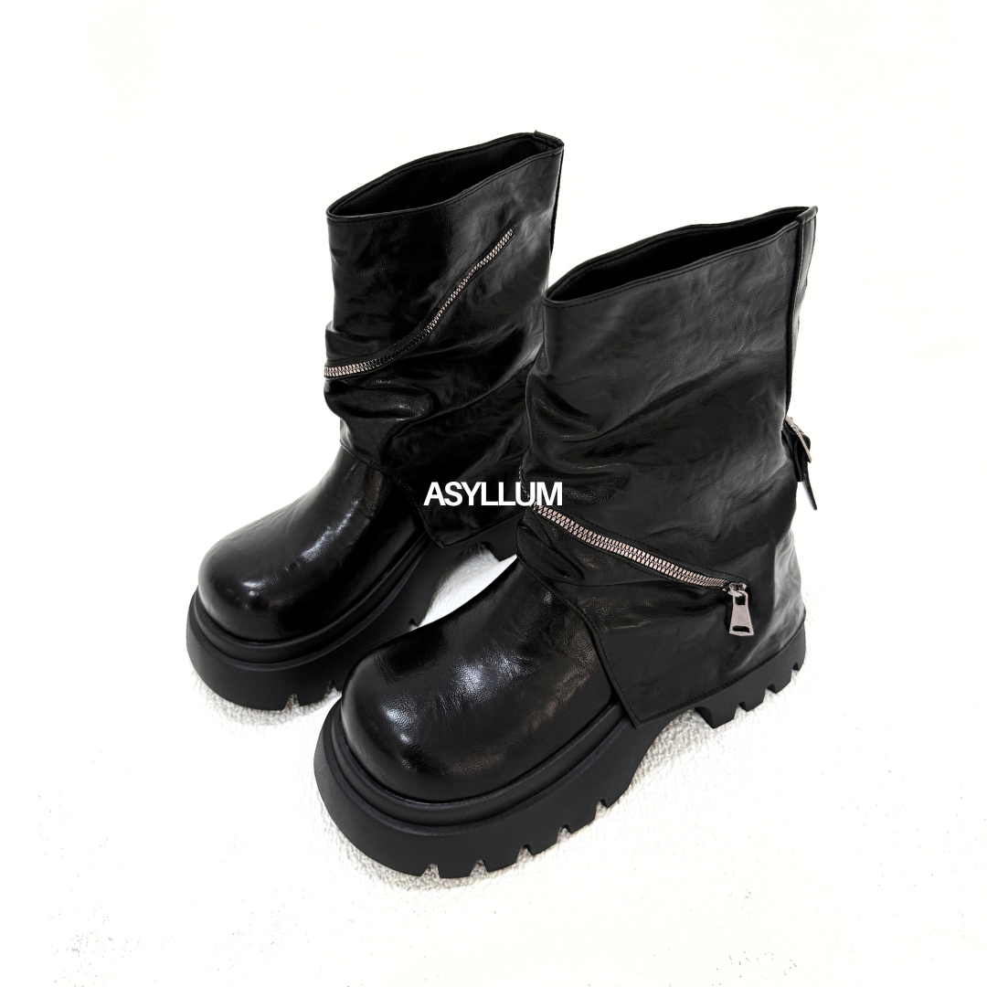 Nola Hyperlug Boots-17