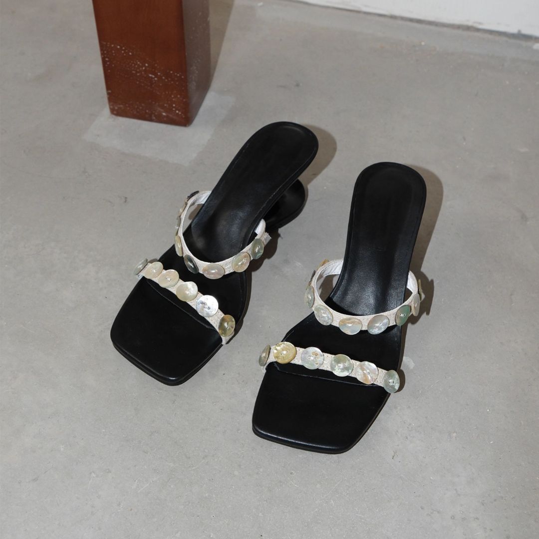 Vianne Shell Button Sandals-11