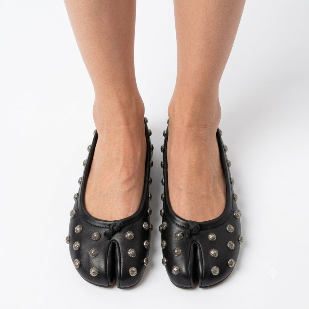 Serena Hardware Tabi Flats