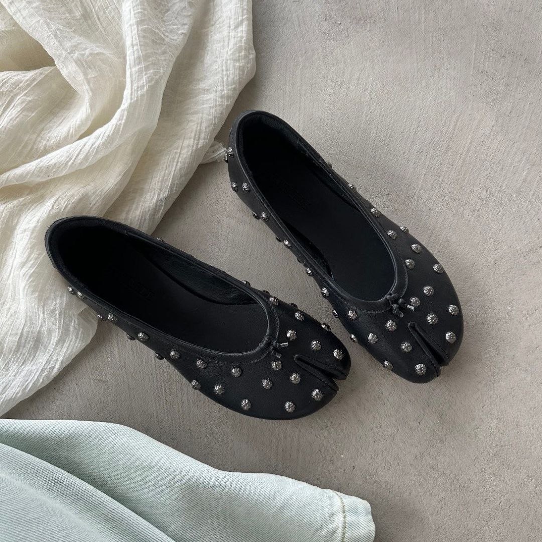 Serena Hardware Tabi Flats-2
