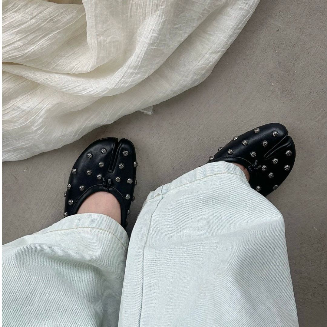 Serena Hardware Tabi Flats-5