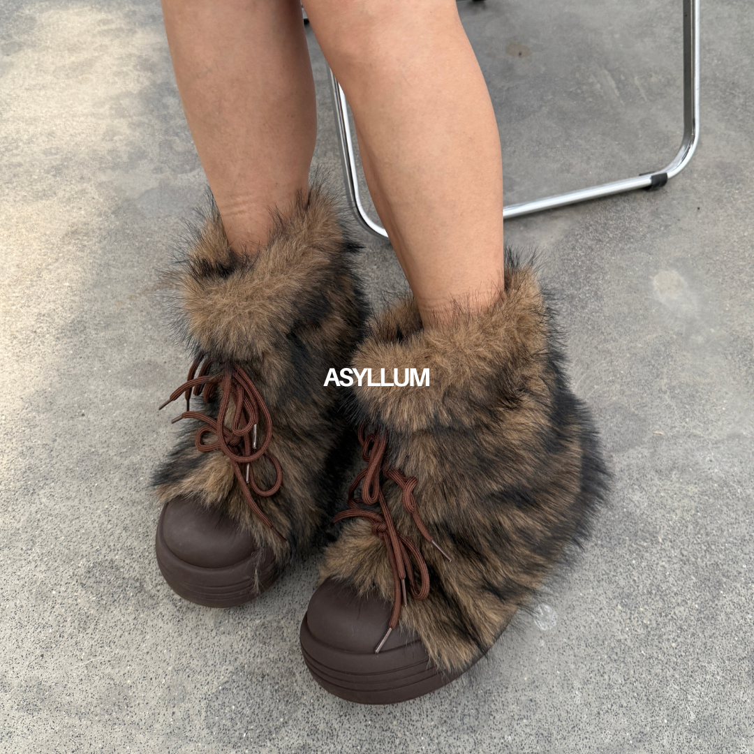 Rhea Arctic Furry Boots-13