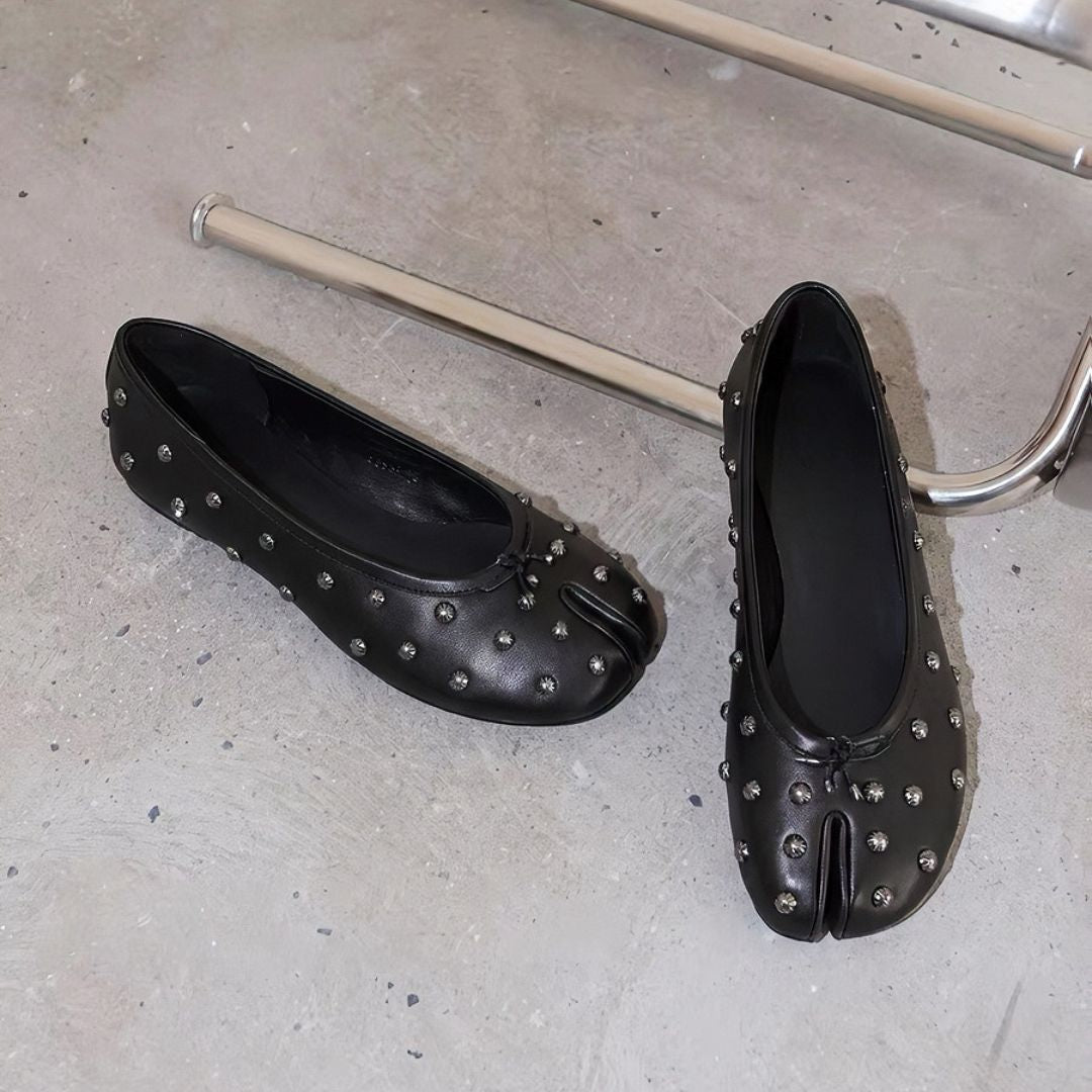 Serena Hardware Tabi Flats-11