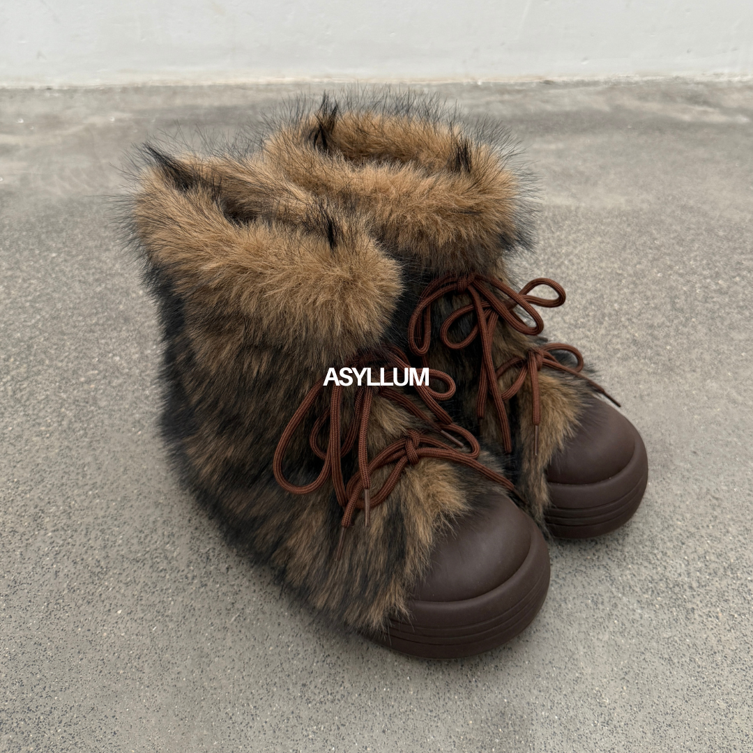 Rhea Arctic Furry Boots-7