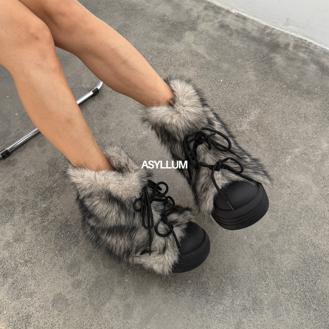 Rhea Arctic Furry Boots-3