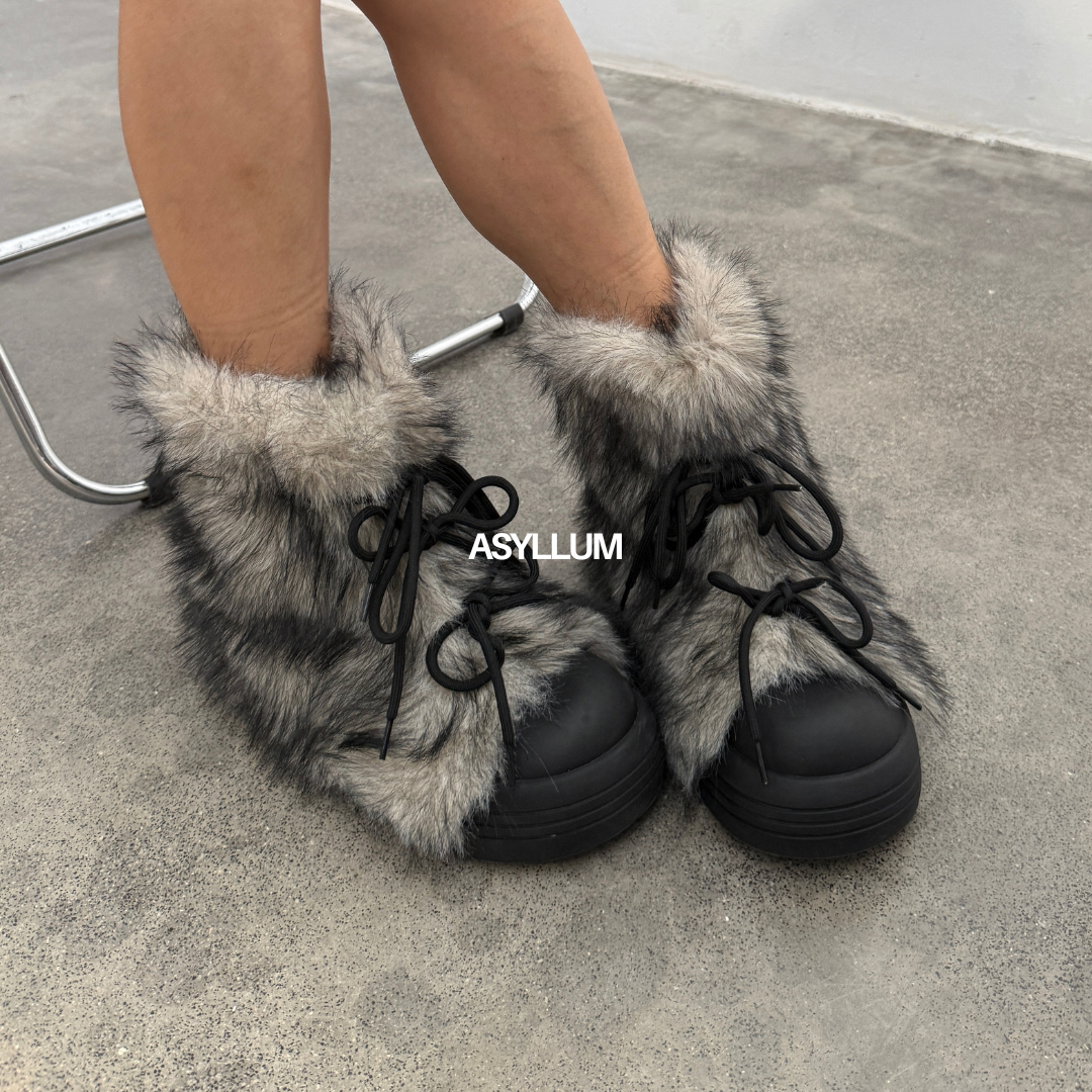 Rhea Arctic Furry Boots-15
