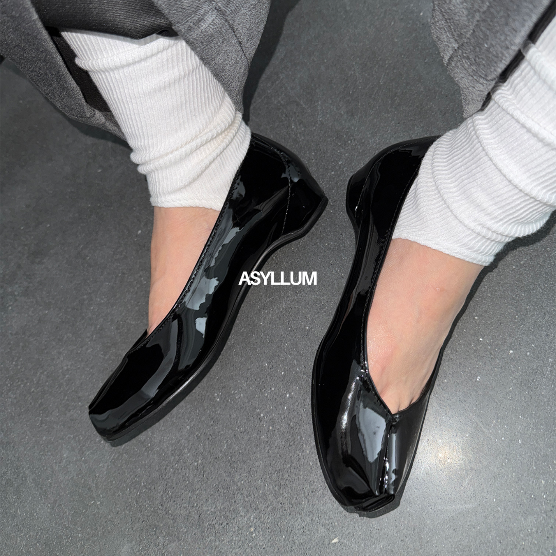 Mina Tabi Flats