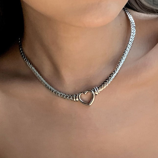 Kiana Choker-3